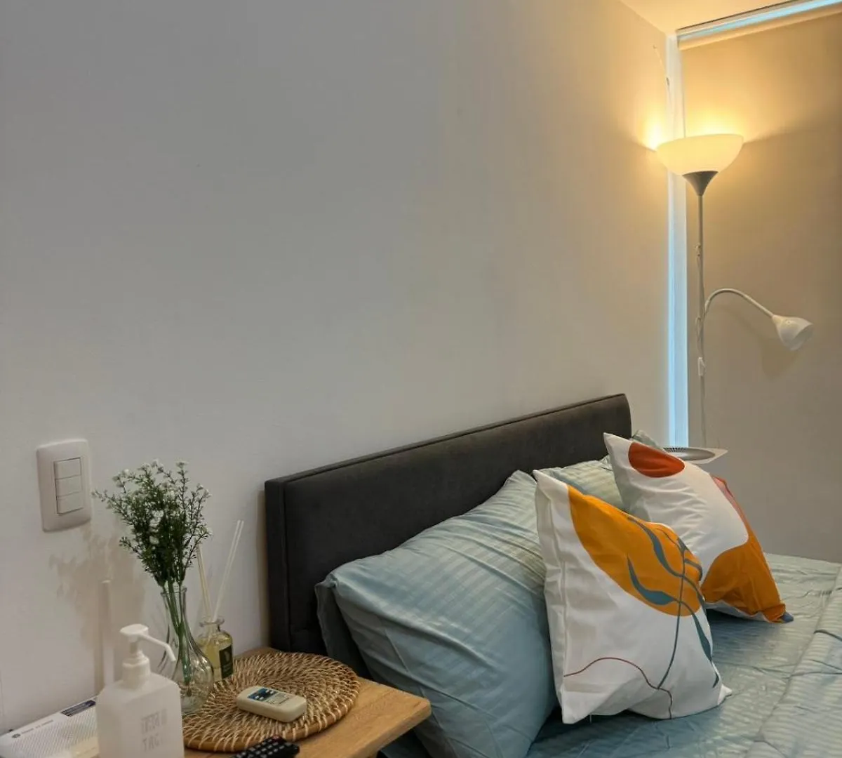 Abreeza Place Studio Spacious & Relaxing Davao